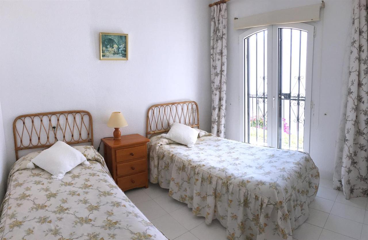 Vila Pinos 20 Menyber Nerja Exteriér fotografie